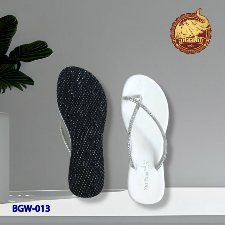 Lady%20Slipper%20Sin%20Pauk%20BGW%20013%20-%20Image%208