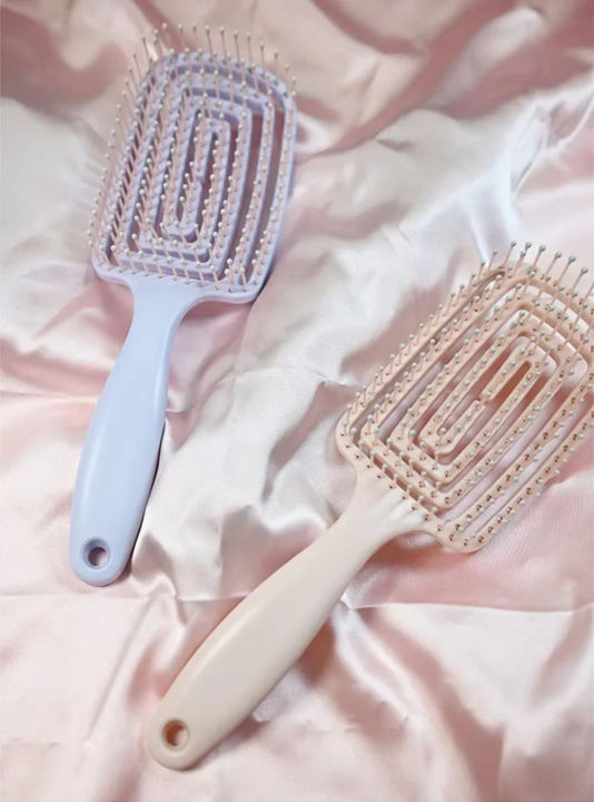 Golden Pyae Relaxing Elastic Massage Comb Hollow Out Detangling Hair Brush Scalp Massage Combs Fast Blow Drying Detangler Hair Styling Tools (ဆံပင်ရှင်း ဘီး)