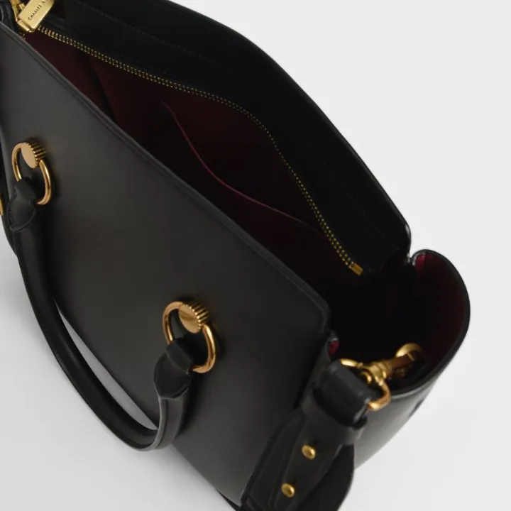 Charles%20&%20Keith%20-%20Ring%20Detail%20Large%20Hobo%20Bag%20-%20Image%205