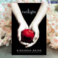 Twilight (Twilight 1) - Stephenie Meyer. 