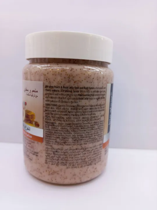 Bio%20Glow%20Face%20and%20Body%20Scrub%20Peach%20&%20Royal%20Jelly%20-500ml%20-%20Image%207