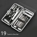 လက်သည်ညှပ်နှင့်ကရိယာစုံဘူး 19Pcs/Set Manicure Set Nails Tool Kit Accessories For Nails Pedicure Kit Manicure Set With Luxurious Travel Case. 
