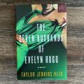 The Seven Husbands of Evelyn Hugo - Taylor Jenkins Reid. 
