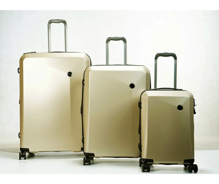 it%20Luggage%20Confide%20Sandy%20Carbon%20Effect%20(Small)%20-%20Image%205