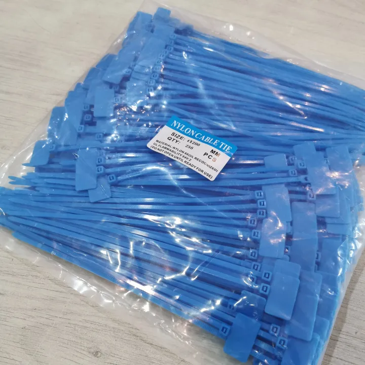 Nylon%20Cable%20Tie%20with%20tag%20(200*4%20mm)%20-%20Image%203