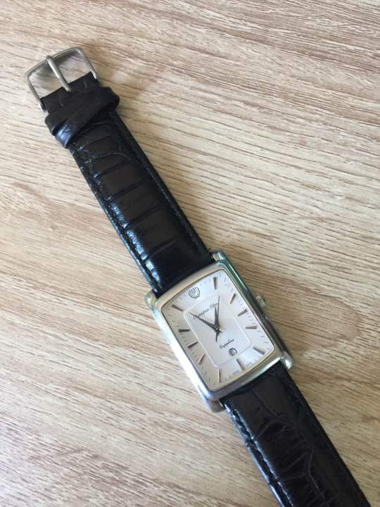 Unisex%20Jewellery%20Watch%20with%20Genuine%20Leather%20Strap%20(99%25%20New)%20-%20Image%203