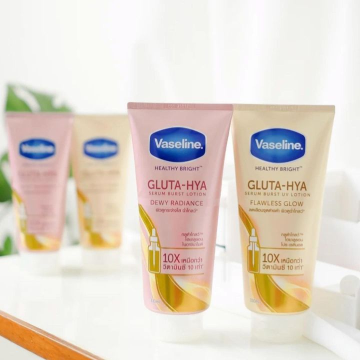 Vaseline_Gluta-Hya%20Serum%20Burst%20Lotion%20Dewy%20Radiance(%E1%80%95%E1%80%94%E1%80%BA%E1%80%B8%E1%80%9B%E1%80%B1%E1%80%AC%E1%80%84%E1%80%BA)%20330ml%20-%20Image%204