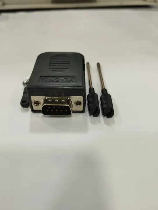 9%20Pin%20male%20connector%20-%20Image%206