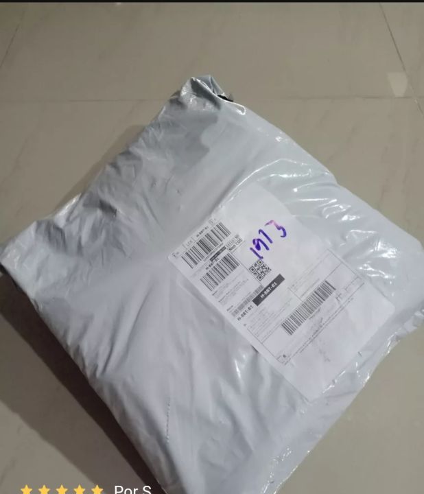 Premium%20All-Weather%20Waterproof%20Rubber%20Boot%20with%20Insulated%20Lining%20for%20Ultimate%20Comfort%20and%20Durability%20in%20Any%20Environment%20-%20Image%204