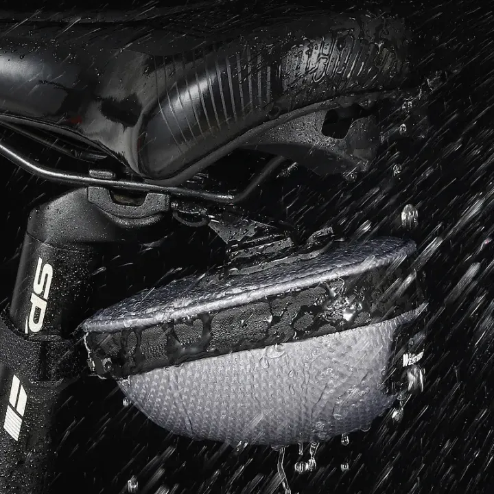 Water-Resistant%20Hard-Shell%20Saddle%20Bag%20%E2%80%93%20West%20Biking%20-%20Image%205