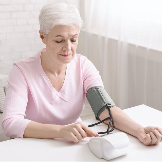 Dr.Smith%20Blood%20Pressure%20Minitor%20-%20Image%204