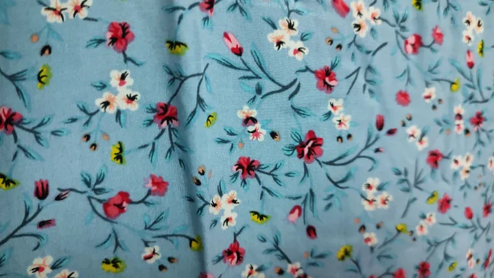 Sweet%20Girl%20Spant%20Ruffles%20Midi%20Dress:%20Perfect%20for%20Women's%20Fashion%20-%20Elegant%20and%20Stylish%20Design%20with%20High-Quality%20Materials%20-%20Image%204