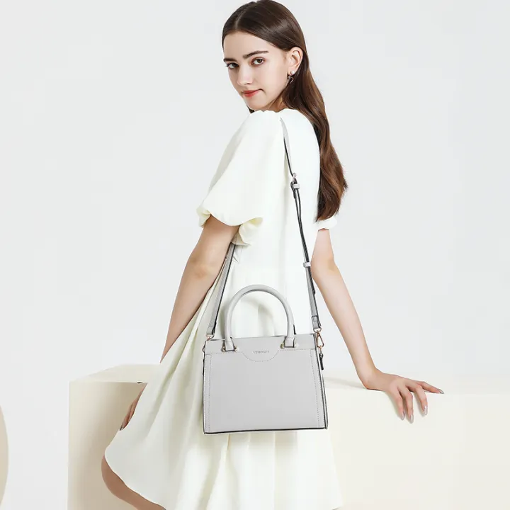 (Preorder)%20MOSSDOOM%20Crossbody%20Bag:%20Simple%20and%20Stylish%20for%20Women%20-%20Image%205