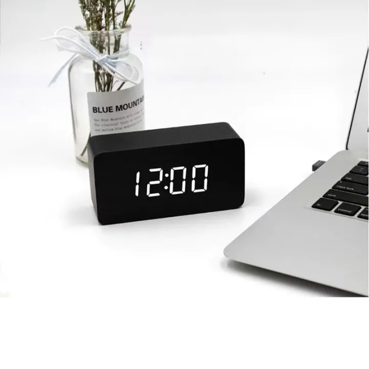 (Gift)%20Smart%20Voice-Activated%20for%20Wooden%20LED%20Digital%20Alarm%20Clock%20-%20Image%203