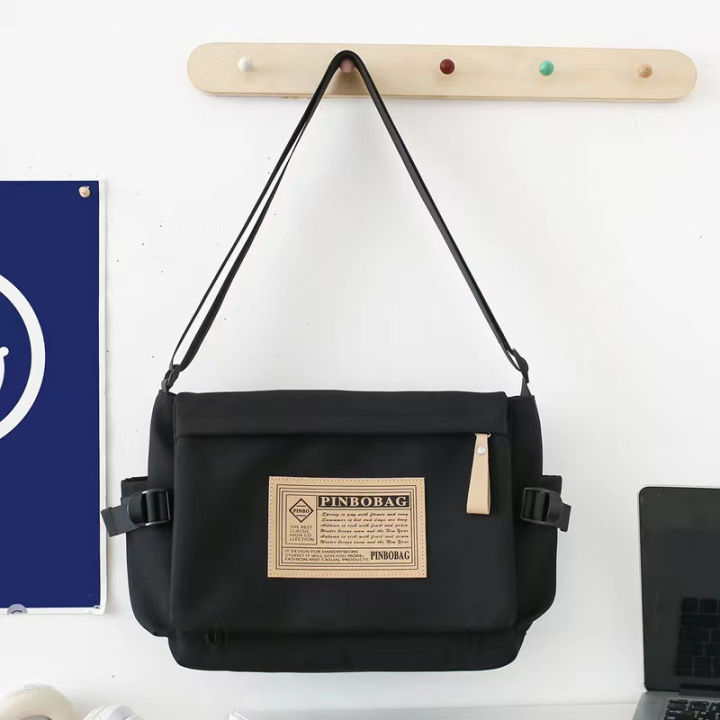 (Preorder)%20Canvas%20shoulder%20bag,%20simple%20and%20beautiful,%20minimalist%20style.%20-%20Image%207