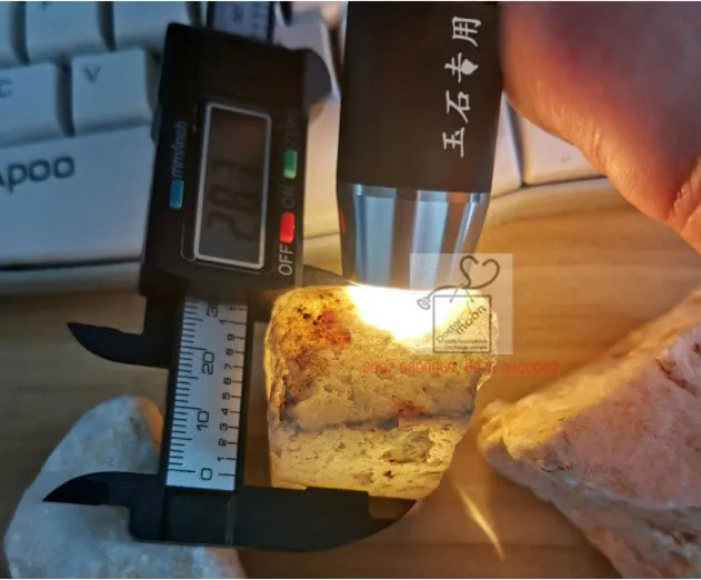 3%20in%201%20UV%20Flashlight%20-%20Image%203