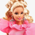 (Preorder)Barbie Signature Barbie Pink Collection Doll Barbie Signature Pink Collection HCB74 ကလေးကစားစရာအရုပ် . 
