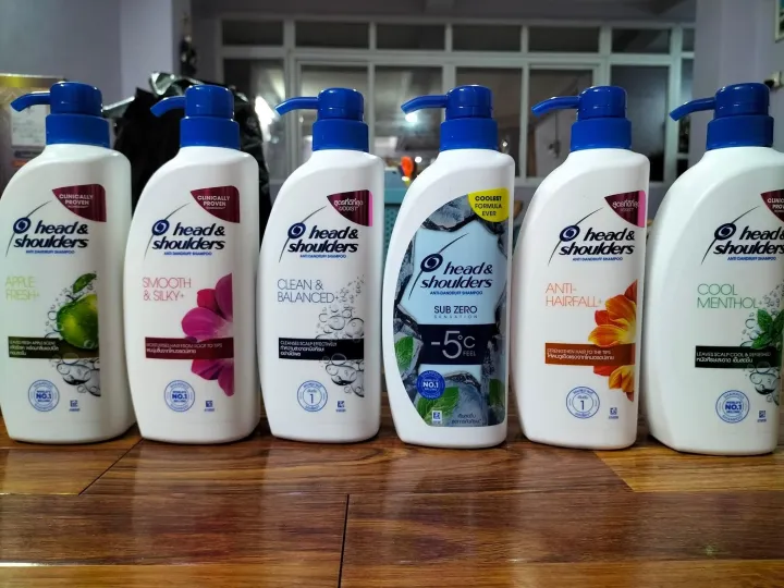 Head%20&%20shoulders%20shampoo%20-%20Image%203