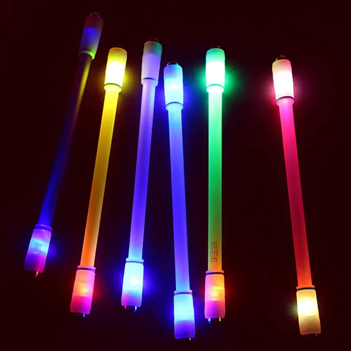 New%20Design%20Luminous%20Light%20Spinning%20Pen%20Finger%20Rotating%20Pen%20Competition%20Skill%20Rotating%20Pen%20Aluminum%20Alloy%20LED%20Highlight%20Luminous%20Pen%20Head%20Skin-Friendly%20Anti-Slip%20Pen%20-%20Image%202