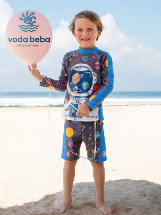(Preorder)%20Boys'%20UV-Protection%20Long-Sleeved%20Swimsuit%20with%20Quick-Drying%20-%20Image%204