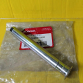 (Preorder) Wave 125 center stand shaft. Genuine Honda parts. Wave 125 S.R. Wave 125i turn signal windshield. Wave 100 U-box. Free shipping. Cash on delivery available. 50512-KPH-900. 