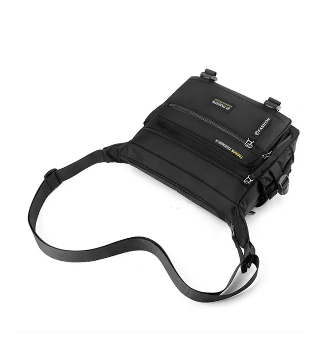 Men%20Shoulder%20Bag%20Multi-layer%20Large-capacity%20Nylon%20Messenger%20Bags%20Fashion%20Versatile%20Casual%20Lightweight%20Bag%20-%20Image%205