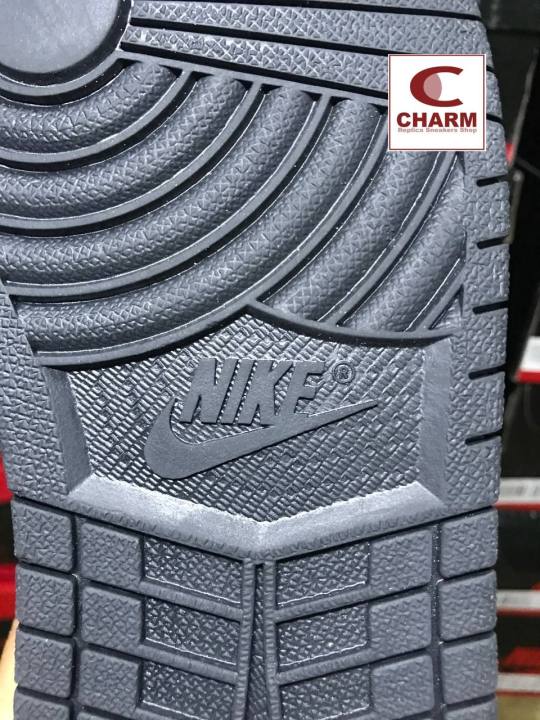 Air%20Jordan%201%20-%20Image%206