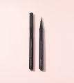 ZOEVA CAT EYE LINER. 