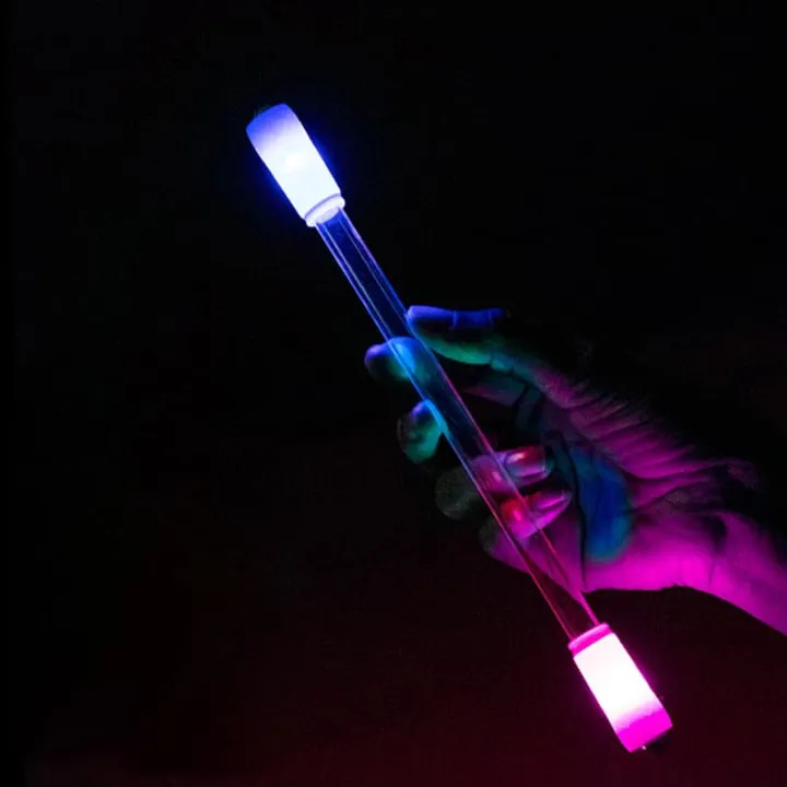 New%20Design%20Luminous%20Light%20Spinning%20Pen%20Finger%20Rotating%20Pen%20Competition%20Skill%20Rotating%20Pen%20Aluminum%20Alloy%20LED%20Highlight%20Luminous%20Pen%20Head%20Skin-Friendly%20Anti-Slip%20Pen%20-%20Image%209