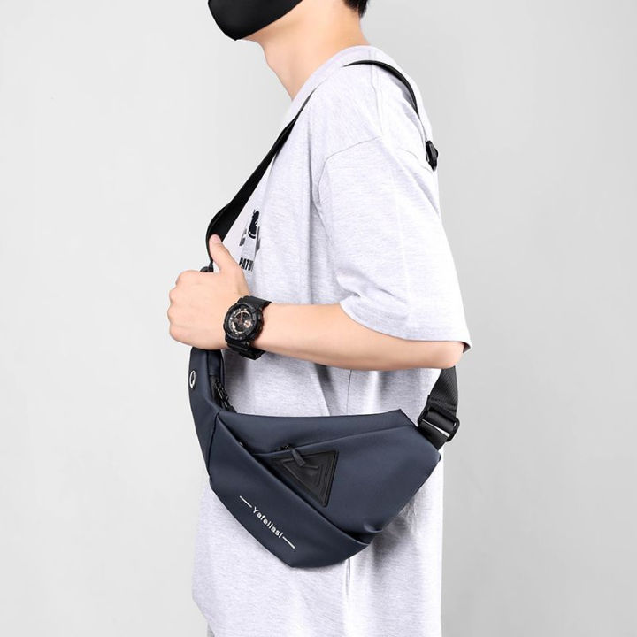 (Preorder)%20G40%20Triangular%20Chest%20Bag,%20Waterproof,%20Multi-purpose%20Shoulder%20Bag.%20-%20Image%207