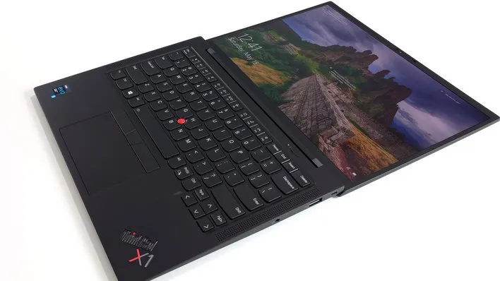 Lenovo%20Thinkpad%20X1%20Carbon%20G9%20i5%2011th%20Gen%20-%20Image%206