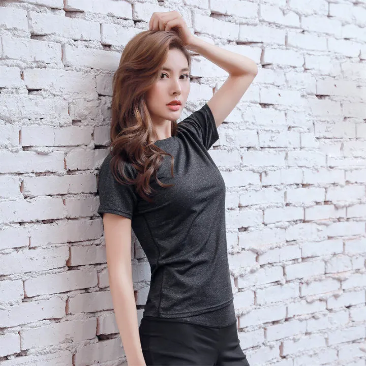 (Preorder)%20Sexy%20short-sleeved%20yoga%20t-shirt%20for%20women,%20quick-drying,%20breathable,%20sweat-absorbent,%20polyester,%20summer%202023,%20yoga%20clothes%20for%20beginners.%20-%20Image%202