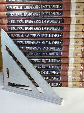 Clover%207inch%20Carpentry%20Tool%20with%20Sunken%20Scale,%20Aluminum%20Alloy%20Speed%20Square,%20Woodworking%20Ruler,%20Triangle%20Ruler%20(%20Grade%20-%20A%20)%20-%20Image%204