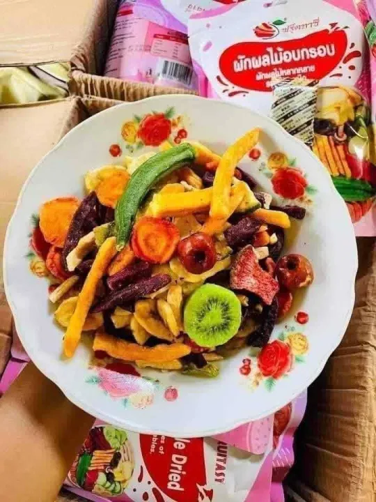 Dried%20Fruit%20and%20Vegetable%20Crisps%20250g%20-%20Image%206