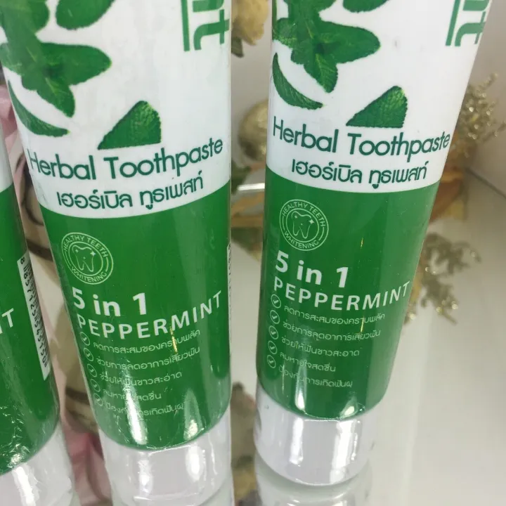 D.Dent%20Thai%20Herbal%20Toothpaste%20Peppermint%20Fluoride%20Healthy%20Strong%20100g%20-%20Image%203