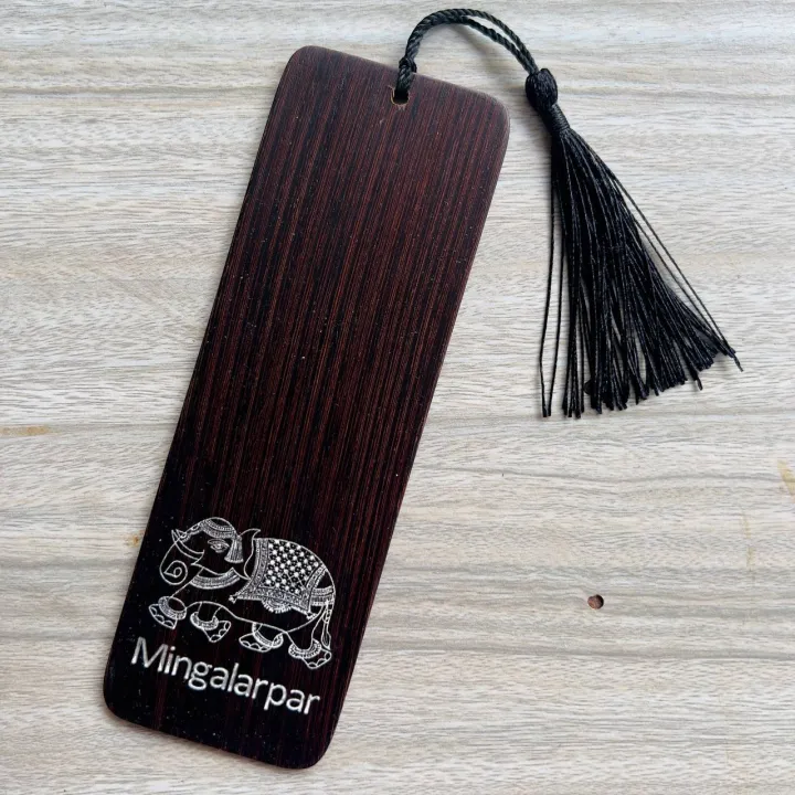 Wooden%20Laser%20Engraved%20Bookmark%20-%20Image%204