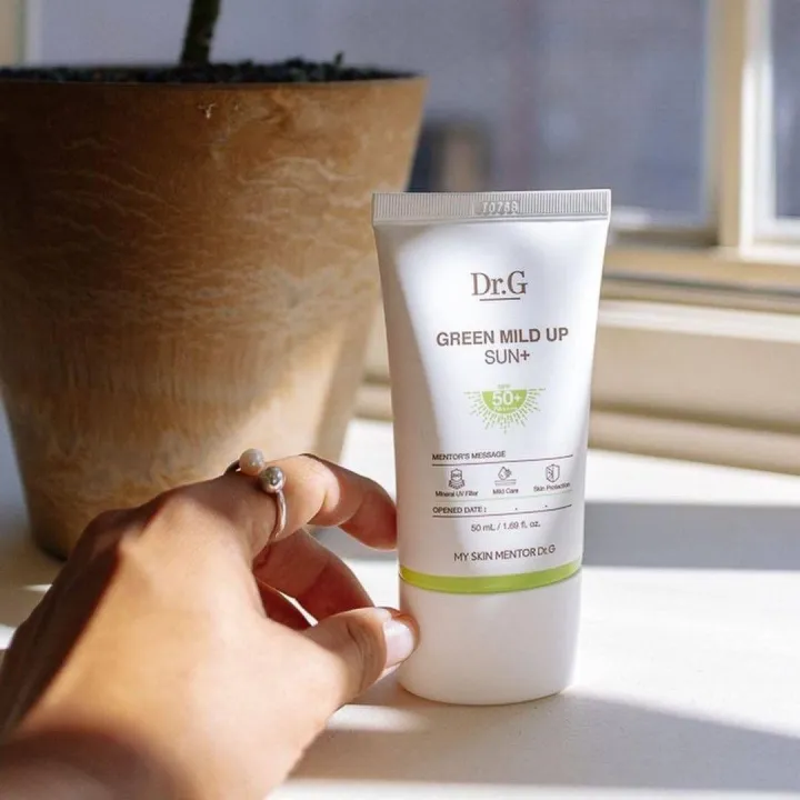 Dr.G%20Green%20Mild%20Up%20Sun%20Cream%20(20ml)%20-%20Image%202