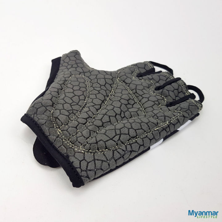 Fingerless%20Padded%20Cycling%20Gloves%20%E2%80%93%20Boodun%20-%20Image%206