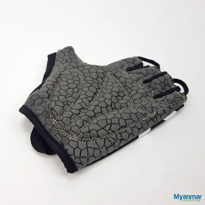 Fingerless%20Padded%20Cycling%20Gloves%20%E2%80%93%20Boodun%20-%20Image%206