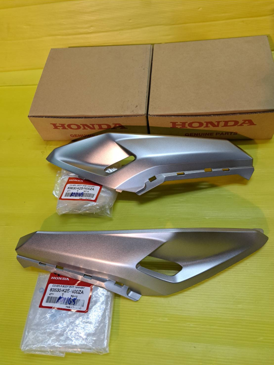 (Preorder)%20Gray%20plastic%20set%20for%20Click%20160,%20genuine%20HONDA,%201%20pair,%20gray%20color,%2083630-K2S-NOOZA%2083530-K2S-N00ZA%20-%20Image%202