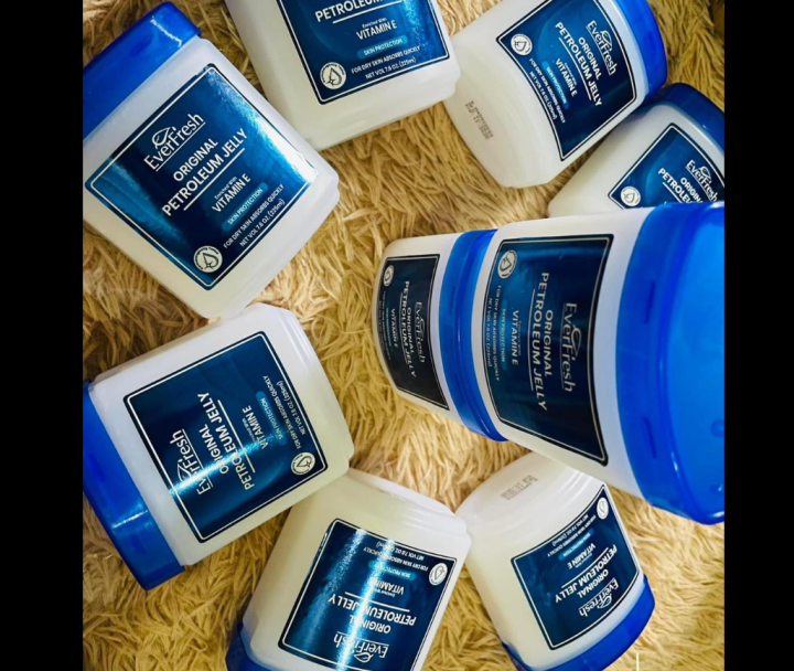Everfresh%20petroleum%20Skin%20Jelly%20Original%20/%20Aloe%20Vera%20Jelly%20(225ml)%20for%20Skin%20Care%20-%20Image%207