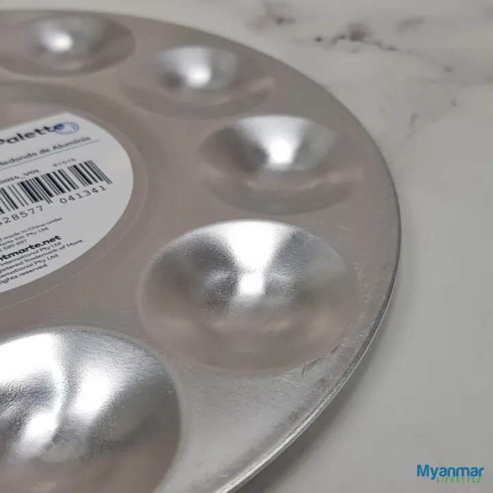 Aluminium%20Round%20Palette%20%E2%80%93%2010%20well%20%E2%80%93%20Mont%20Marte%20-%20Image%204