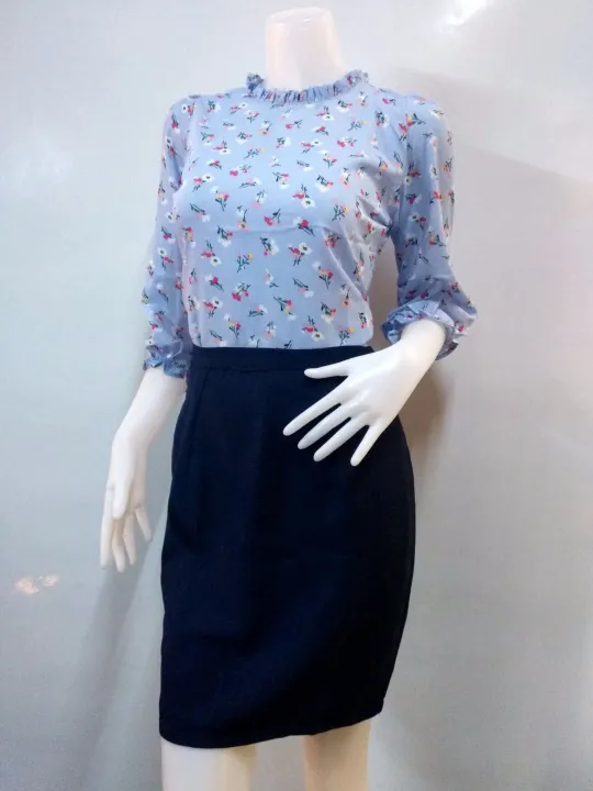 Lady%20Blouse%20Collection-%20Seamlessly%20Weaving%20Intricate%20Artistry,%20Luxurious%20Fabrics,%20and%20Unparalleled%20Design%20Innovation%20-%20Image%203