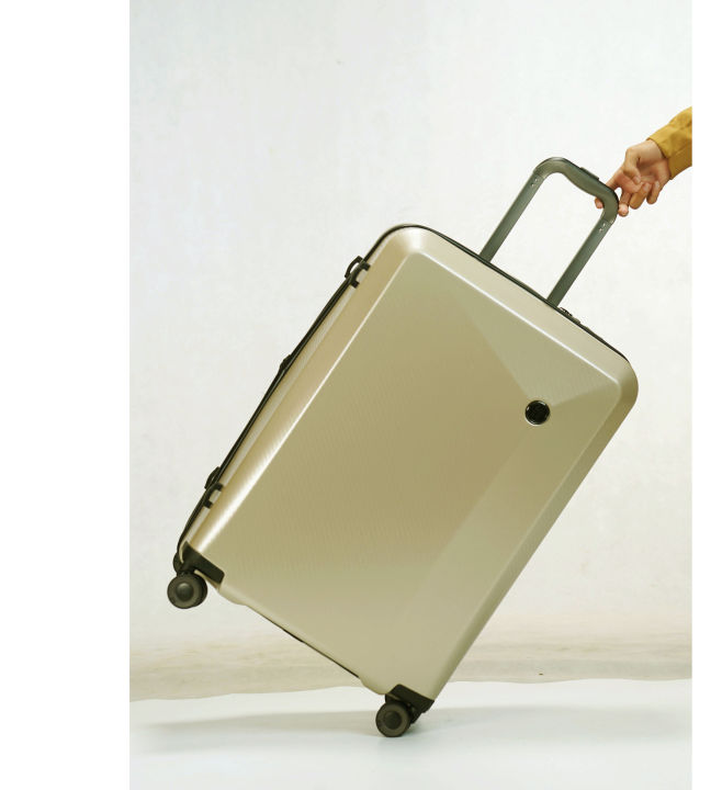 it%20Luggage%20Confide%20Sandy%20Carbon%20Effect%20(Small)%20-%20Image%202