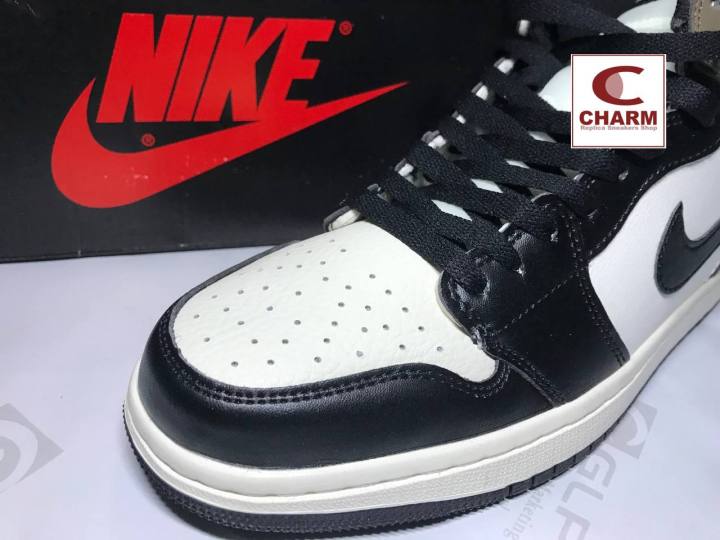 Air%20Jordan%201%20-%20Image%202