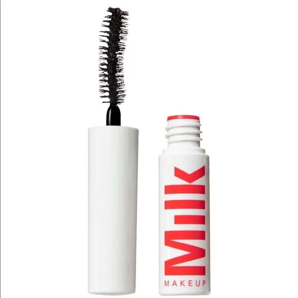 (Buy%201%20Get%201)%20Milk%20Rise%20Mascara%203g%20-%20Image%203