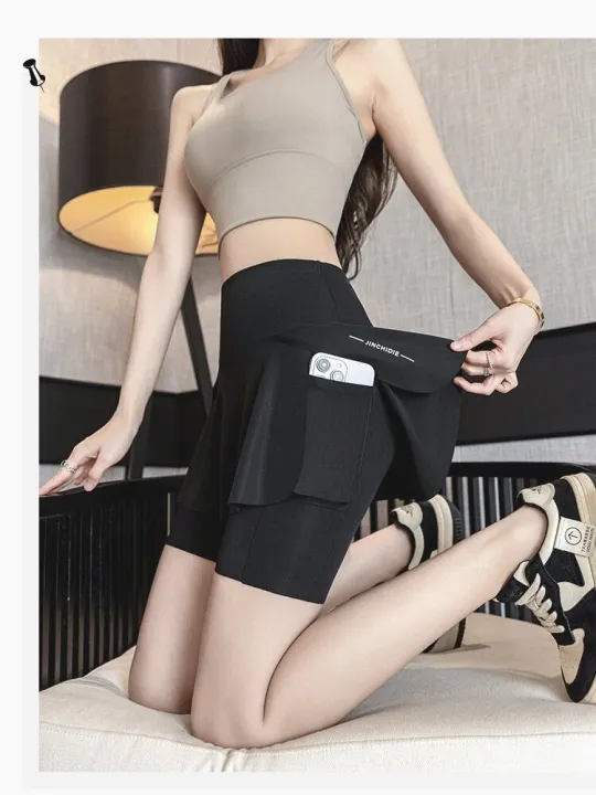 (Preorder)%20Oversized%20Running%20Pants,%20Three-Quarter%20Pants%20for%20Yoga%20and%20Fitness,%20Summer,%20High-Waisted,%20Anti-Reflective%20Two-Piece%20Blocking%20Skirt.%20-%20Image%205