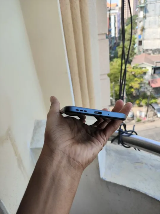 Redmi%20Note%2012%20Pro%205G%20-%20Image%204