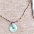 Jade circle pendant,  ကျောက်စိမ်း အဝိုင်းပုံဆွဲသီး၊. 