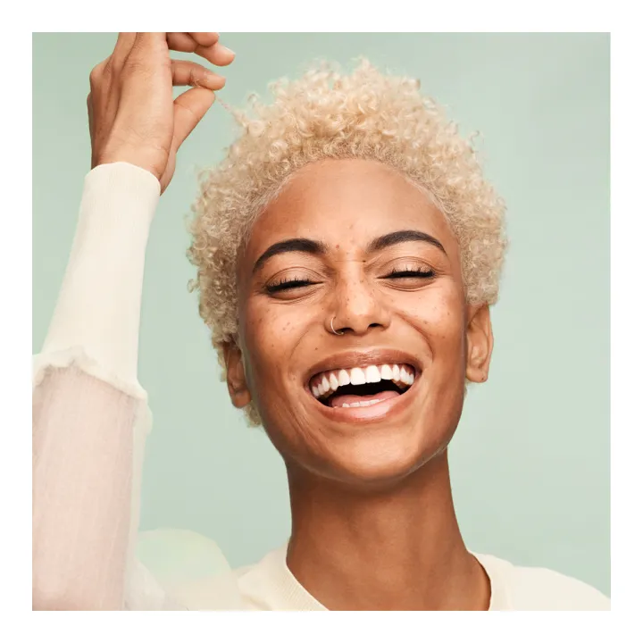 (Preorder)%20Briogeo%20Be%20Gentle,%20Be%20Kind%E2%84%A2%20Banana%20+%20Coconut%20Nourishing%20Superfood%20Shampoo%20-%20Image%204